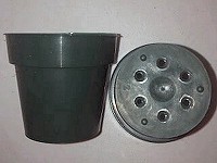 2½" Round Green Pots